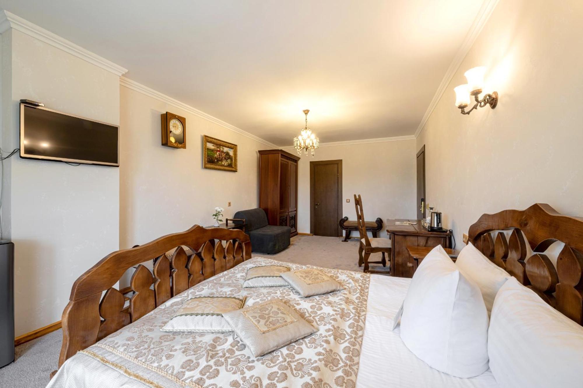 Stara Pravda Hotel - History Bukovel Dış mekan fotoğraf
